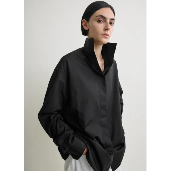 Totême Sharp poplin shirt in Black - Tops - Scandinavian Minimalist Luxury at Luxury Shoes 