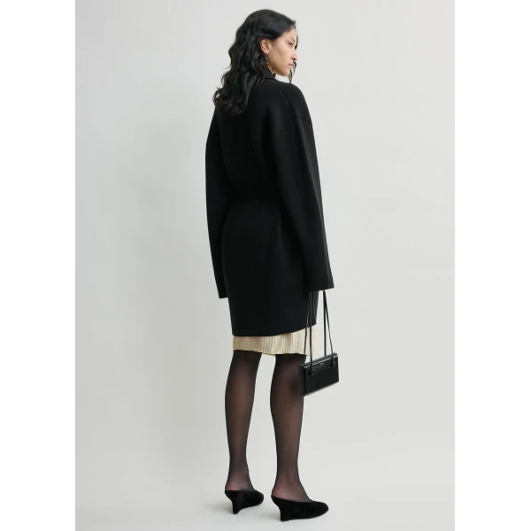 Totême Shawl-lapel robe in Black - Knitwear - Scandinavian Minimalist Luxury at Luxury Shoes 