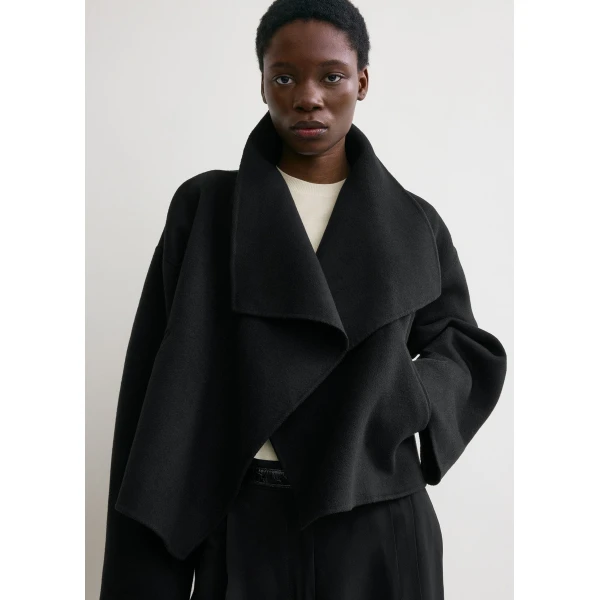 Totême Signature doublé jacket in Black - Jackets - Scandinavian Minimalist Luxury at Luxury Shoes 