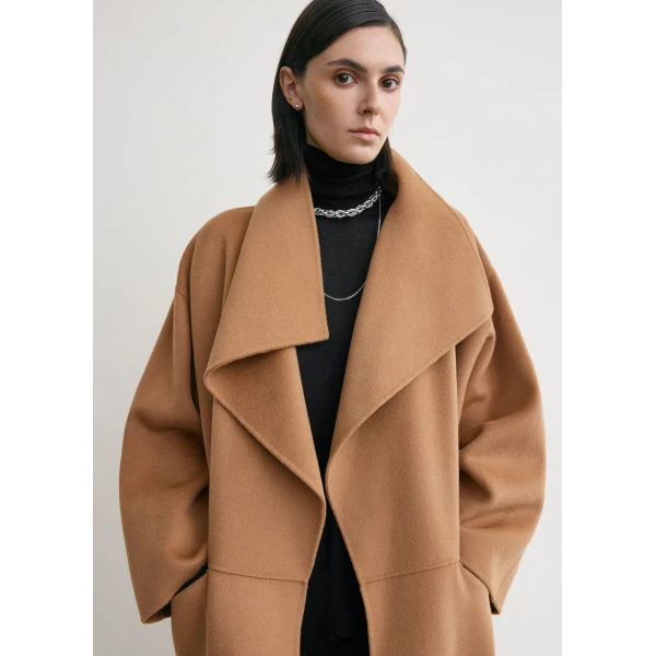Totême Signature wool cashmere coat in Camel - Coats - Scandinavian Minimalist Luxury at Luxury Shoes 