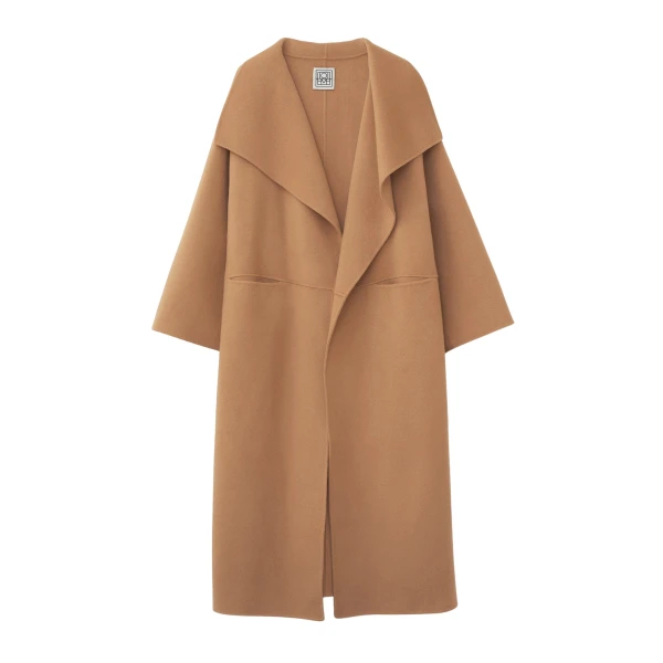 Totême Signature wool cashmere coat in Camel - Coats - Scandinavian Minimalist Luxury at Luxury Shoes 