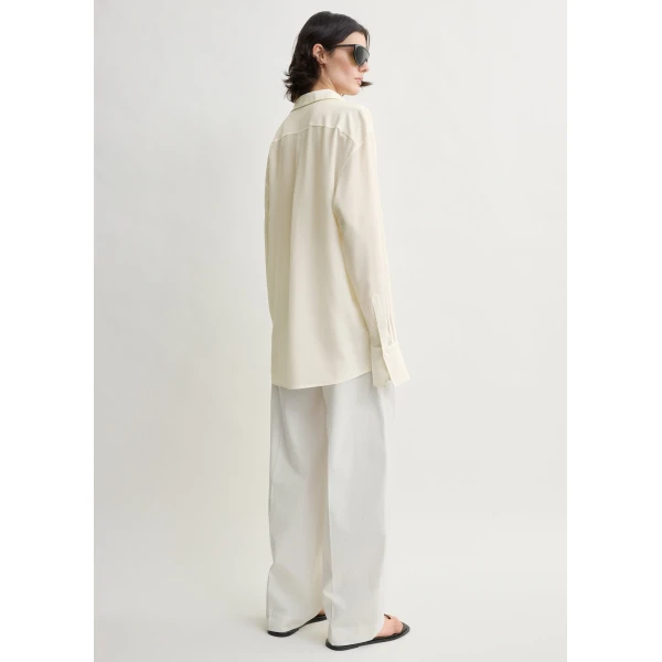 Totême Silk crepe shirt in Off-white - Tops - Scandinavian Minimalist Luxury at Luxury Shoes 