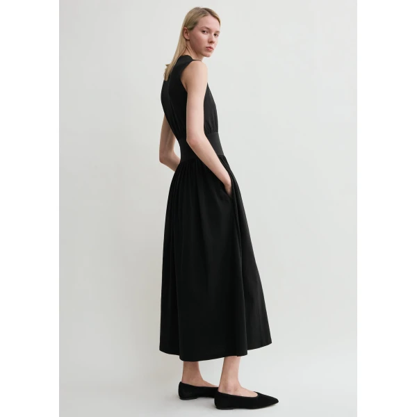 Totême Sleeveless cotton tee dress in Black - Dresses - Scandinavian Minimalist Luxury at Luxury Shoes 