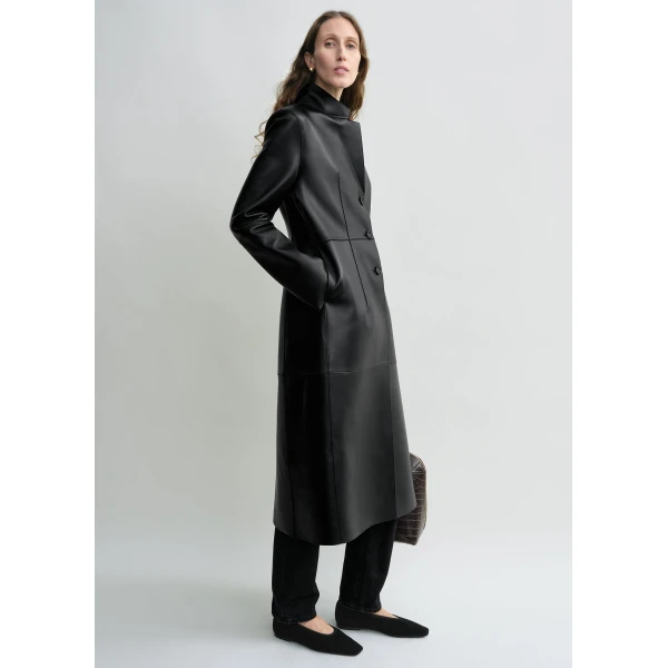 Totême Slim leather coat in Black - Coats - Scandinavian Minimalist Luxury at Luxury Shoes 