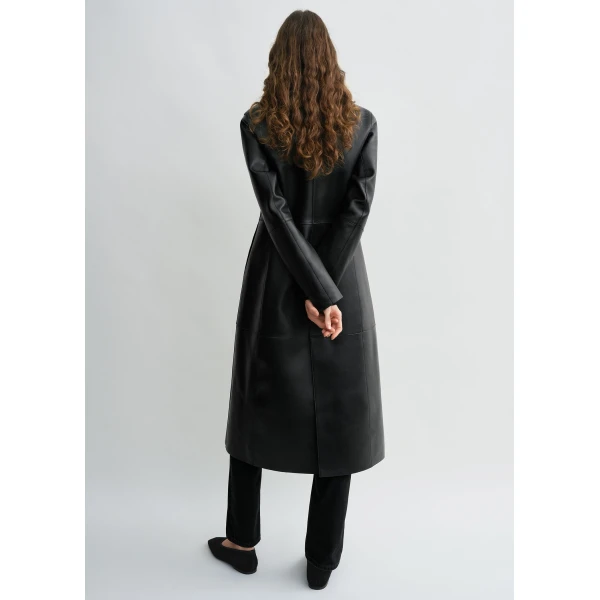 Totême Slim leather coat in Black - Coats - Scandinavian Minimalist Luxury at Luxury Shoes 