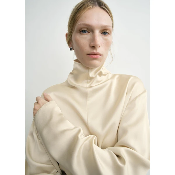 Totême Slouch-neck blouse in Ecru - Tops - Scandinavian Minimalist Luxury at Luxury Shoes 