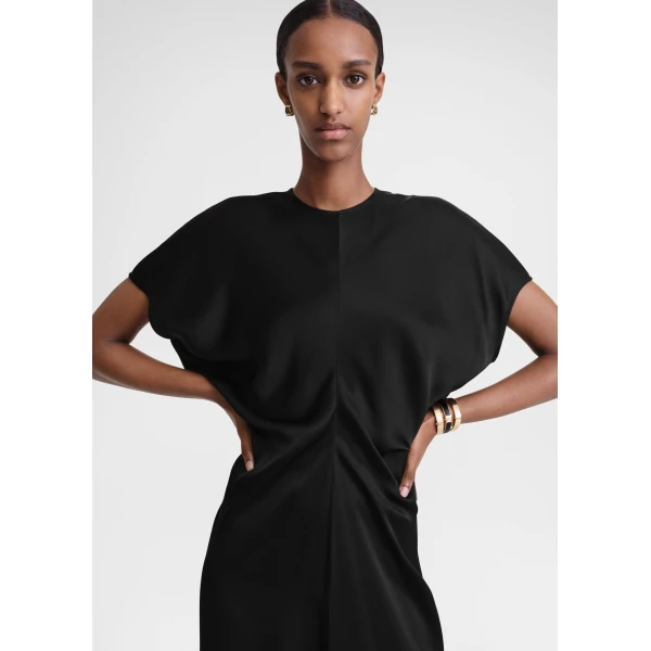 Totême Slouch waist dress in Black - Dresses - Scandinavian Minimalist Luxury at Luxury Shoes 