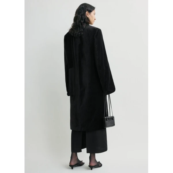 Totême Smoking coat in Black - Coats - Scandinavian Minimalist Luxury at Luxury Shoes 