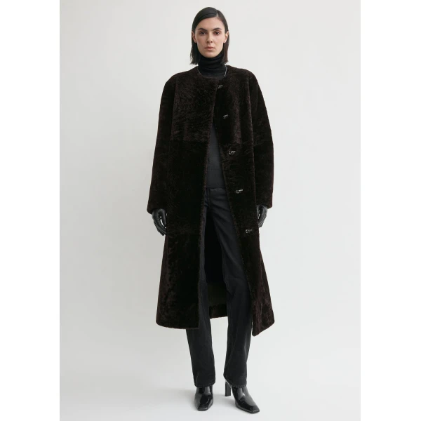 Totême Soft shearling coat in Bark - Coats - Scandinavian Minimalist Luxury at Luxury Shoes 