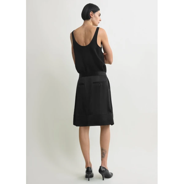 Totême Soft tuxedo skirt in Black - Skirts - Scandinavian Minimalist Luxury at Luxury Shoes 