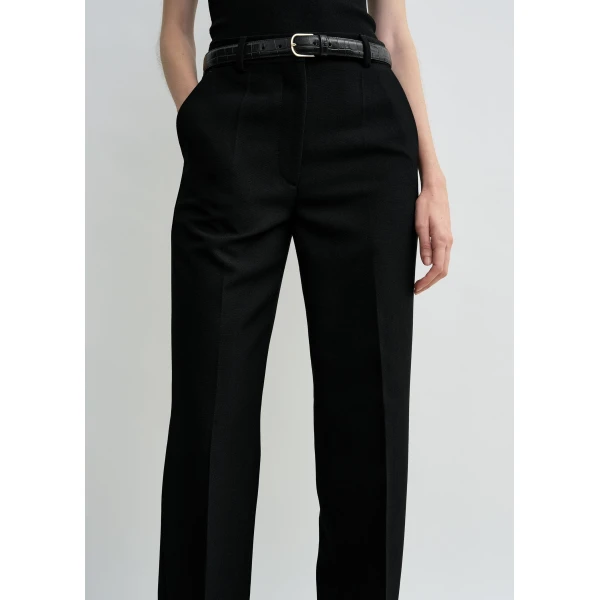 Totême Straight suit trousers in Black - Pants - Scandinavian Minimalist Luxury at Luxury Shoes 