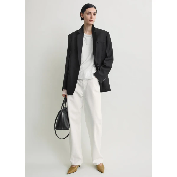 Totême Tailored blazer in Black - Jackets - Scandinavian Minimalist Luxury at Luxury Shoes 