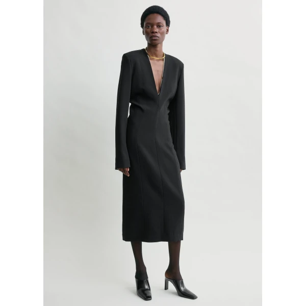 Totême Tailored slouch dress in Black - Dresses - Scandinavian Minimalist Luxury at Luxury Shoes 