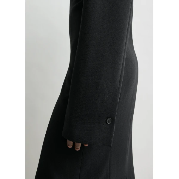 Totême Tailored slouch dress in Black - Dresses - Scandinavian Minimalist Luxury at Luxury Shoes 