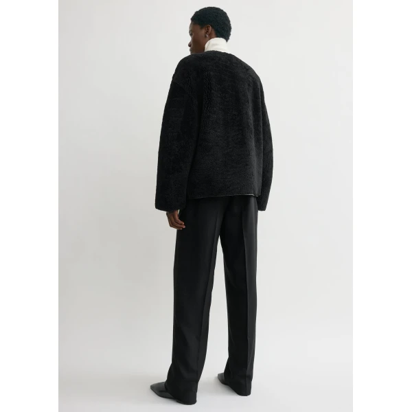 Totême Teddy shearling clasp jacket in Black - Jackets - Scandinavian Minimalist Luxury at Luxury Shoes 