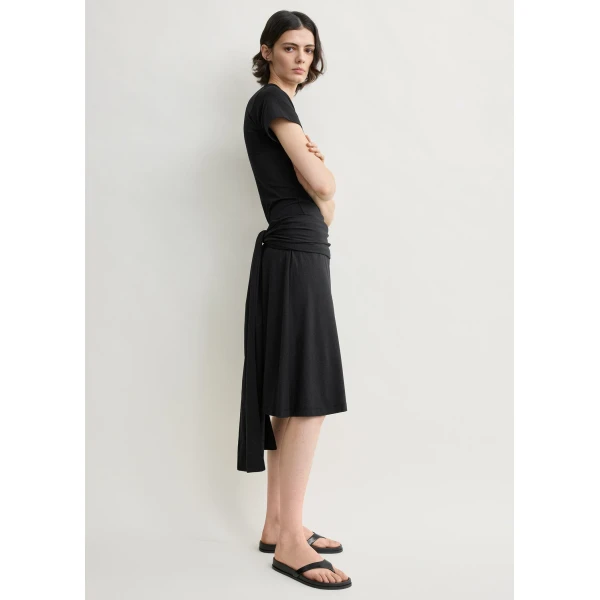 Totême Tie-waist jersey shorts in Black - Shorts - Scandinavian Minimalist Luxury at Luxury Shoes 
