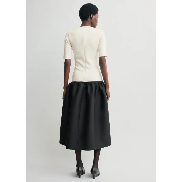 Totême Twinflower tee dress in Ecru - Dresses - Scandinavian Minimalist Luxury at Luxury Shoes 
