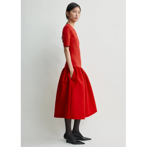 Totême Twinflower tee dress in Poppy - Dresses - Scandinavian Minimalist Luxury at Luxury Shoes 