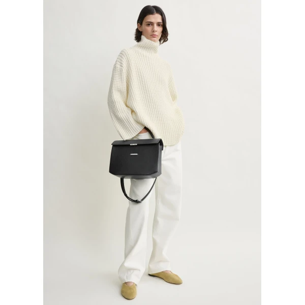 Totême Whipstitch knit in Milk - Knitwear - Scandinavian Minimalist Luxury at Luxury Shoes 