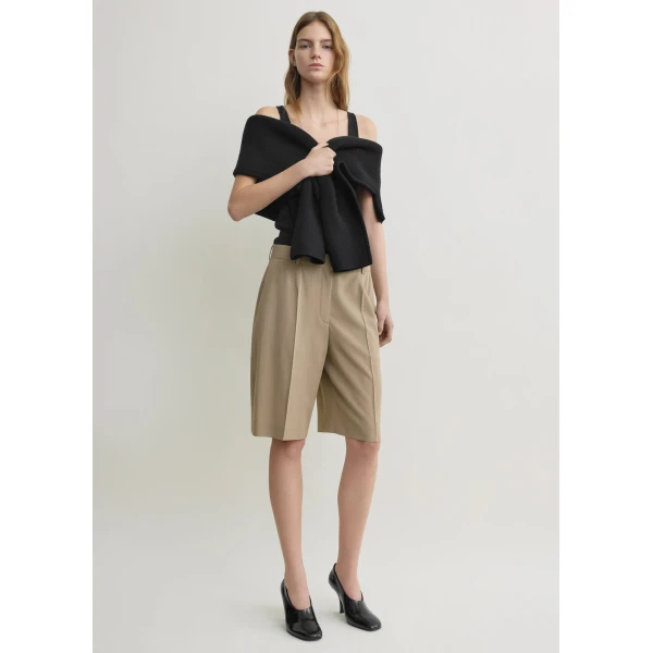 Totême Wide fluid shorts in Taupe - Shorts - Scandinavian Minimalist Luxury at Luxury Shoes 
