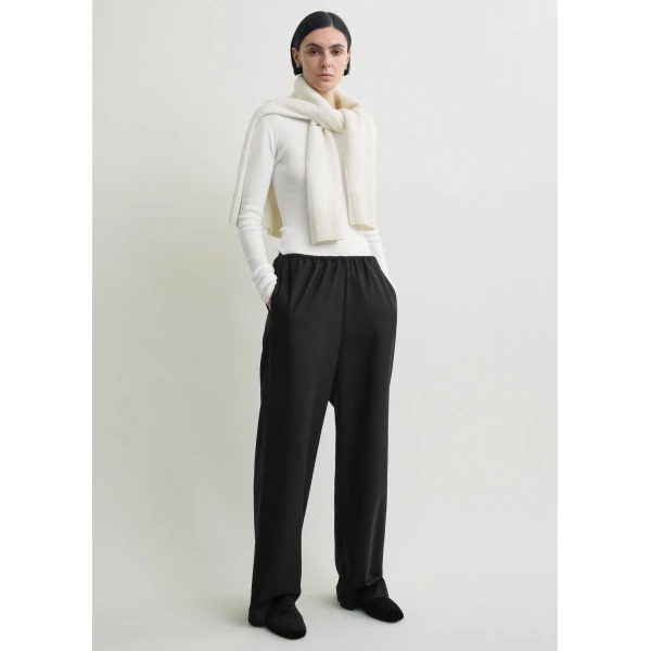 Totême Winter pj bottoms in Black - Pants - Scandinavian Minimalist Luxury at Luxury Shoes 