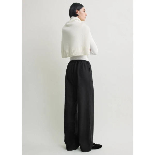 Totême Winter pj bottoms in Black - Pants - Scandinavian Minimalist Luxury at Luxury Shoes 